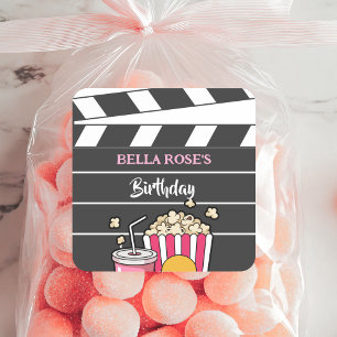 Pegatina Cuadrada Noche de Cine Cumpleaños para Niñas