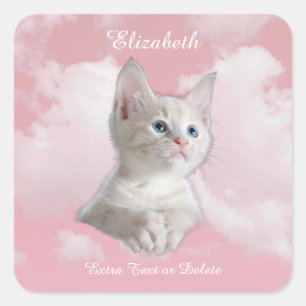 Pegatina Cuadrada Nombre de las nubes de cielo rosado de gatito blan