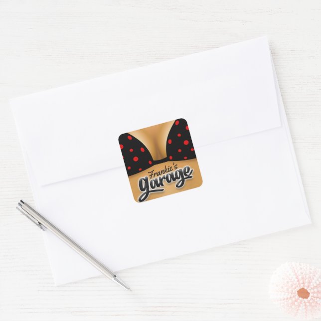 Pegatina Cuadrada NOMBRE Personalizado Bikini Babe Chica Man Cave Ga (Sobre)