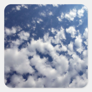 Pegatina Cuadrada Nubes esponjosas En El Cielo Azul