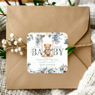 Pegatina Cuadrada Oso de peluche verde salvia We can Bearly Wait