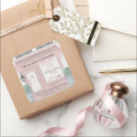 Pegatina Cuadrada Panadería francesa Paris Pink Bat Mitzvah<br><div class="desc">Este simpático café/panadería/pastelería/chica con tema de parís Bat Mitzvah pegatina presenta un fondo crema con una pastelería francesa/panadería/cafetería escaparate en rosa. Personalice sus necesidades. Puedes encontrar más productos a juego en mi tienda.</div>