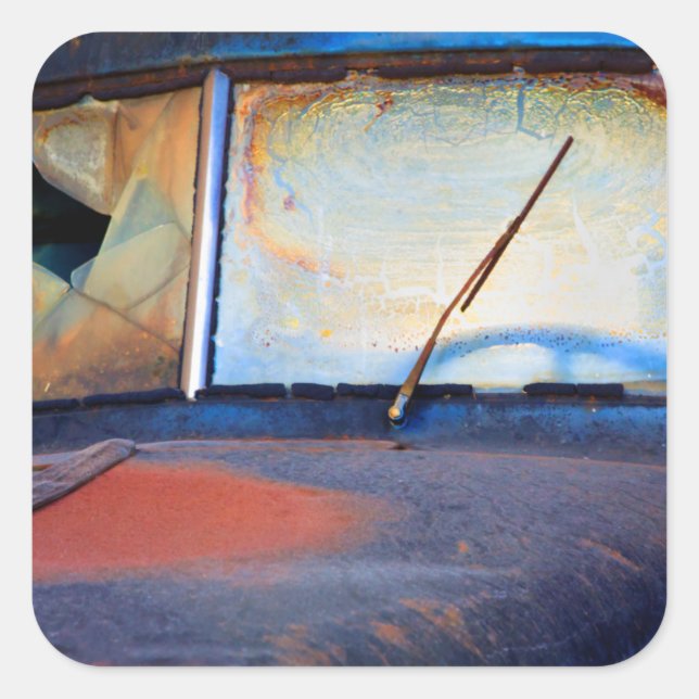 Pegatina Cuadrada Parabrisas de un viejo camión oxidado (Anverso)