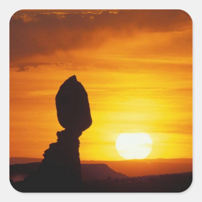 Pegatina Cuadrada Parque nacional Arches, UT Balance Rock en (Anverso)