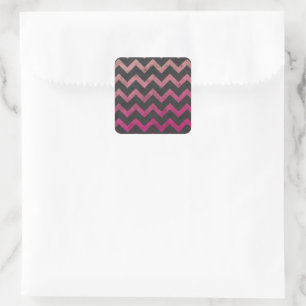 Pegatina Cuadrada Patrón de chevron gris oscuro con ombre rosa magen