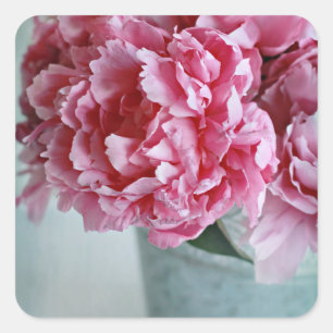 Pegatina Cuadrada Peonies en la mesa