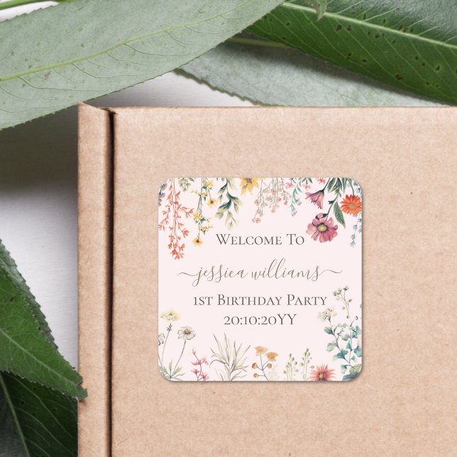 Pegatina Cuadrada Pequeña flor silvestre que se convierte en un Boni (Subido por el creador)