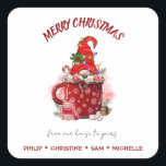 Pegatina Cuadrada Personalice Merry Christmas Santa Gnome<br><div class="desc">Personaliza esta tarjeta de Navidades lindos y festivos con tu propio nombre. Presenta un bonito gnomo de jardín en una taza con la frase "Feliz Navidad de nuestra casa a la tuya". Que su familia y amigos sepan que los recuerdan durante las vacaciones dándoles esta tarjeta clásica.</div>
