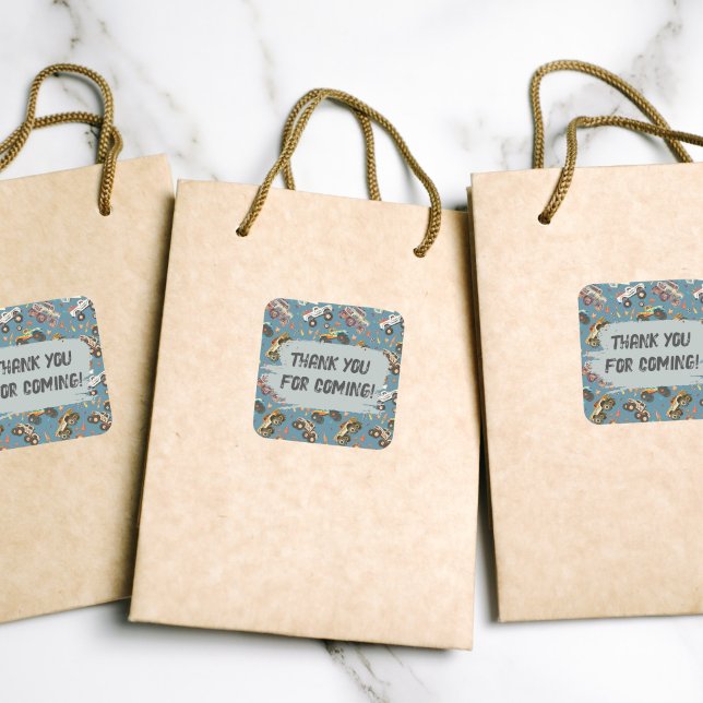 Pegatina Cuadrada Personalizable Monster Camiones Carreras Fiesta de (Subido por el creador)