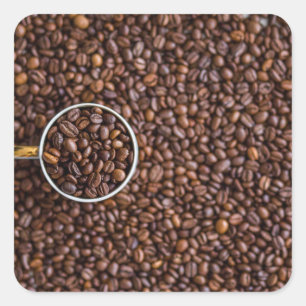 Pegatina Cuadrada Pila de judías con café lleno de habas