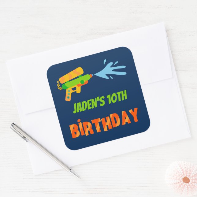 Pegatina Cuadrada Piscina de armas de agua Fiesta niños Cumpleaños d (Sobre)