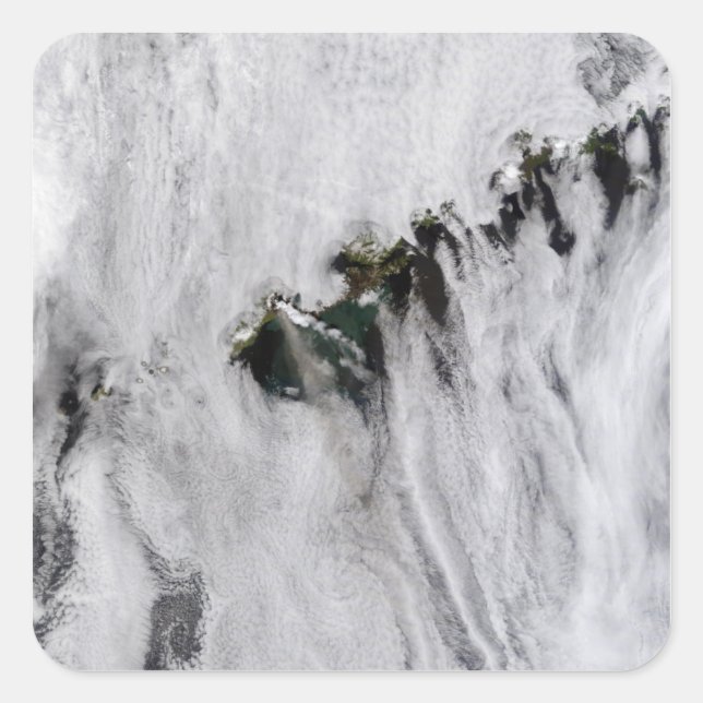 Pegatina Cuadrada Plumas del volcán Okmok, Islas Aleutianas (Anverso)