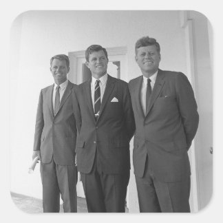 Pegatina Cuadrada Presidente de América John Kennedy y hermanos, Cam