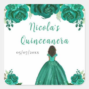 Pegatina Cuadrada Princesa de piel oscura floral verde Quinceañera