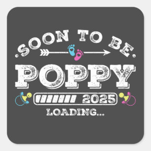 Pegatina Cuadrada Pronto será la carga de Poppy 2025