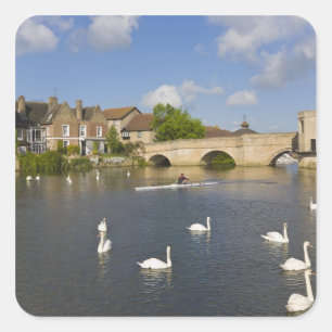 Pegatina Cuadrada Puente de arco de piedra y río Ouse, St Ives,