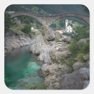 Pegatina Cuadrada Puente de Lavertezzo en Valle Verzasca, Suiza