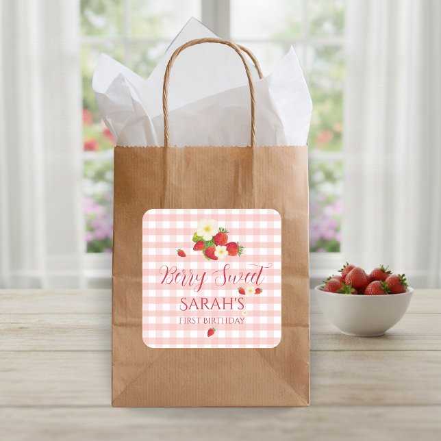 Pegatina Cuadrada Regalo de Favor de Fresa Dulce de Berry Cumpleaños (Berry Sweet Strawberry Favor Gift 1st Birthday Square Sticker)