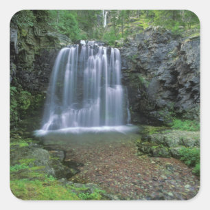 Pegatina Cuadrada Rockwell Falls en el valle de Two Medicine de