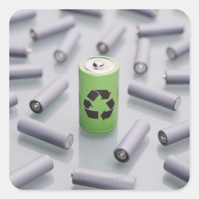 Pegatina Cuadrada Rodeado de baterías grises más pequeñas. (Anverso)