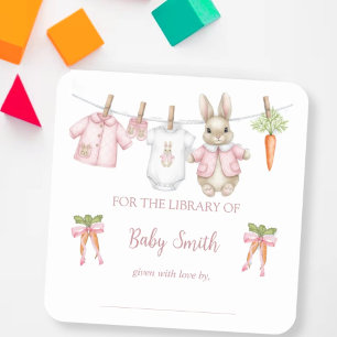 Pegatina Cuadrada Ropa de niña de conejito rosa adorable Placa de li