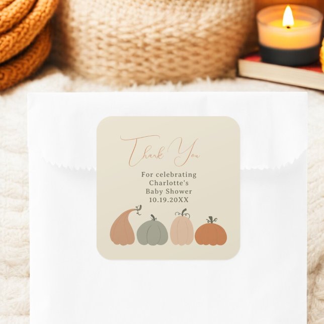 Pegatina Cuadrada Rústica Calabaza de Caída Neutra Baby Shower Graci (Rustic Neutral Fall Pumpkin Baby Shower Thank You Square Sticker)