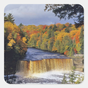 Pegatina Cuadrada Saltos superiores de Tahquamenon en UP Michigan en