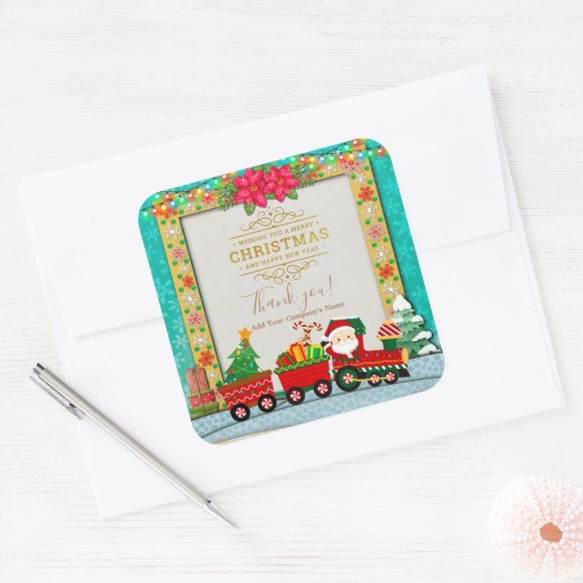 Pegatina Cuadrada Santa Claus en tren con regalos y árbol de Navidad (Sobre)