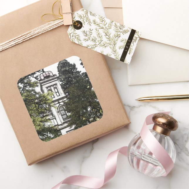 Pegatina Cuadrada Santuario entre los árboles (Regalar)