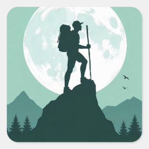 Pegatina Cuadrada Silueta de excursionista en la cima con luna y mon