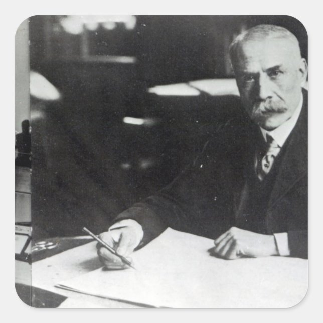 Pegatina Cuadrada Sir Edward Elgar trabaja en una partitura orquesta (Anverso)