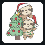 Pegatina Cuadrada Sloth Christmas Tree Navidades Animales Sloths<br><div class="desc">Las Sloths se parecen a un árbol de Navidad. Con luces de hadas y gorras de Santa,  son perfectos para los Navidades. Cada amante eslovaco está contento con los lindos animales para las vacaciones</div>