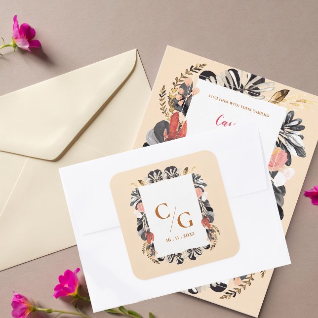 Pegatina Cuadrada Sobre Boda de monograma floral Rubor y negro (Blush & Black Floral Monogram Wedding Envelope Square Sticker)