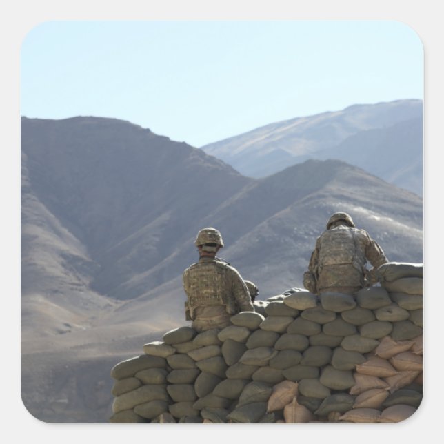 Pegatina Cuadrada soldados manejan equipo de comunicaciones (Anverso)