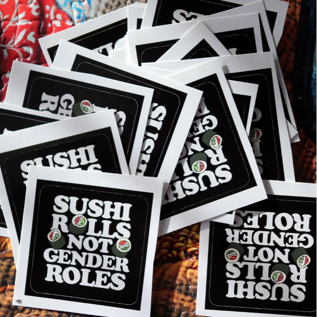 Pegatina Cuadrada Sushi Rolls no roles de género (Subido por el creador)