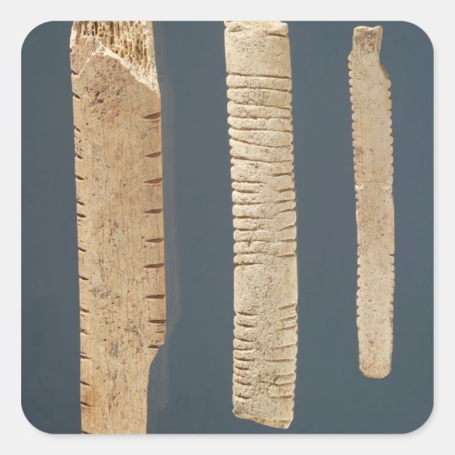 Pegatina Cuadrada Tres huesos decorados (Anverso)