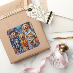 Pegatina Cuadrada Trick-or-Treating de Golden Retriever en Halloween