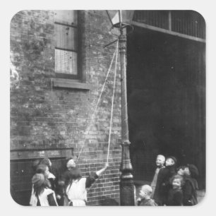 Pegatina Cuadrada Tugurios de Londres, c.1900