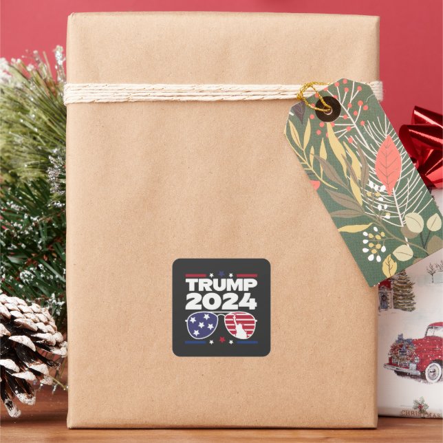 Pegatina Cuadrada Ultra Maga King Trump 2024 (Vacaciones)
