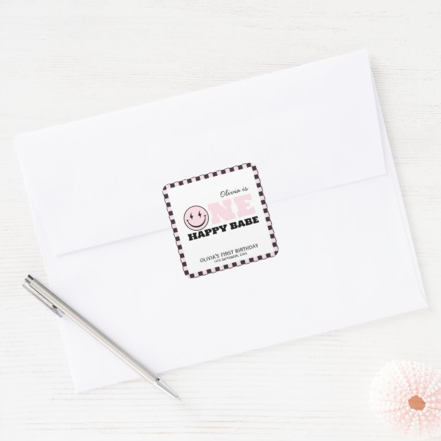 Pegatina Cuadrada Un Chica feliz de los bebés rosado primer cumpleañ (Sobre)