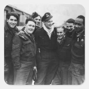 Pegatina Cuadrada Un equipo bombardero de Lancaster