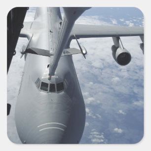 Pegatina Cuadrada Un extensor KC-10 se prepara para repostar un gala