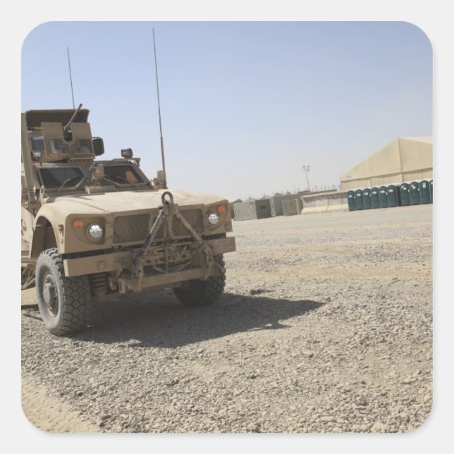 Pegatina Cuadrada Un Oshkosh M-ATV 2 (Anverso)