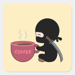 Pegatina Cuadrada Un pequeño Ninja con un gran tazón de café en amar