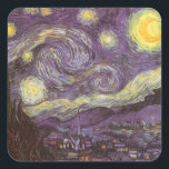 Pegatina Cuadrada Vincent van Gogh - Noche Starry<br><div class="desc">Noche estrellada (1889) de Vincent van Gogh es una pintura vintage de la naturaleza del paisaje artístico de arte fino. Vista de una ciudad en un valle por la noche con nubes girando, las estrellas brillando y una hermosa luna dorada de media luna amarilla. Se pintó durante el día desde...</div>