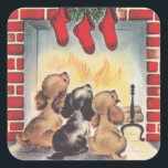 Pegatina Cuadrada Vintage Christmas Puppies Espera a Santa<br><div class="desc">Cachorros de Navidad vírgenes esperen a Santa en el Pegatina de la plaza de la chimenea.</div>