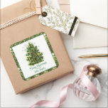 Pegatina Cuadrada Vintage Christmas Tree Holiday<br><div class="desc">Esta pegatina navideña presenta un vintage árbol de Navidad con fondo de copo de nieve. Un diseño pegatina que atraerá a tu familia y amigos. Personalice el texto para adaptarlo a sus necesidades.</div>