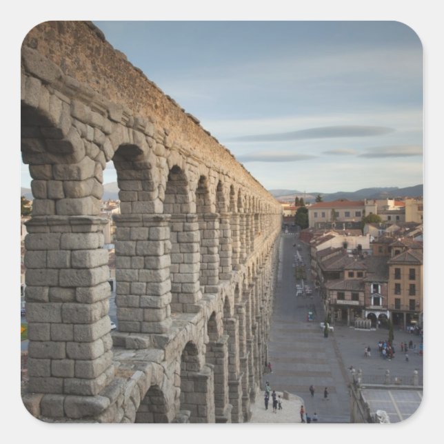 Pegatina Cuadrada Vista de la ciudad sobre Plaza Azoguejo y El Acued (Anverso)