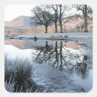 Pegatina Cuadrada Winter Morning: Strandshag Bay, Derwentwater