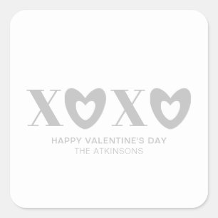 Pegatina Cuadrada XOXO tipografía de corazones grises blancos minima